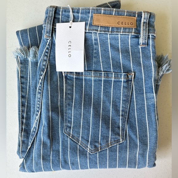 Cello Jeans High Rise Striped Flare Stretch Jean Size 11 - Picture 7 of 7